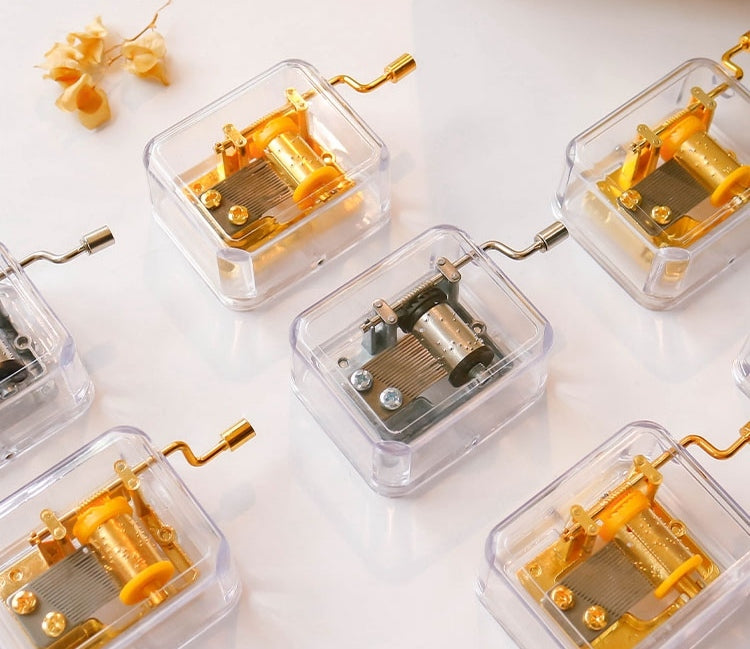 Kotak muzik engkol tangan